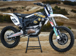 DirtFirst Husqvarna EE18 Rockstar Edition