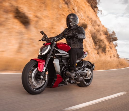 2025 Ducati XDiavel V4